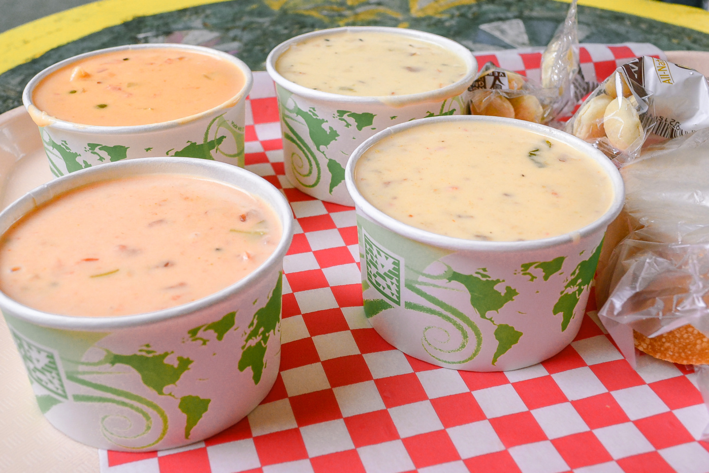 best places to eat at pike place chowder
